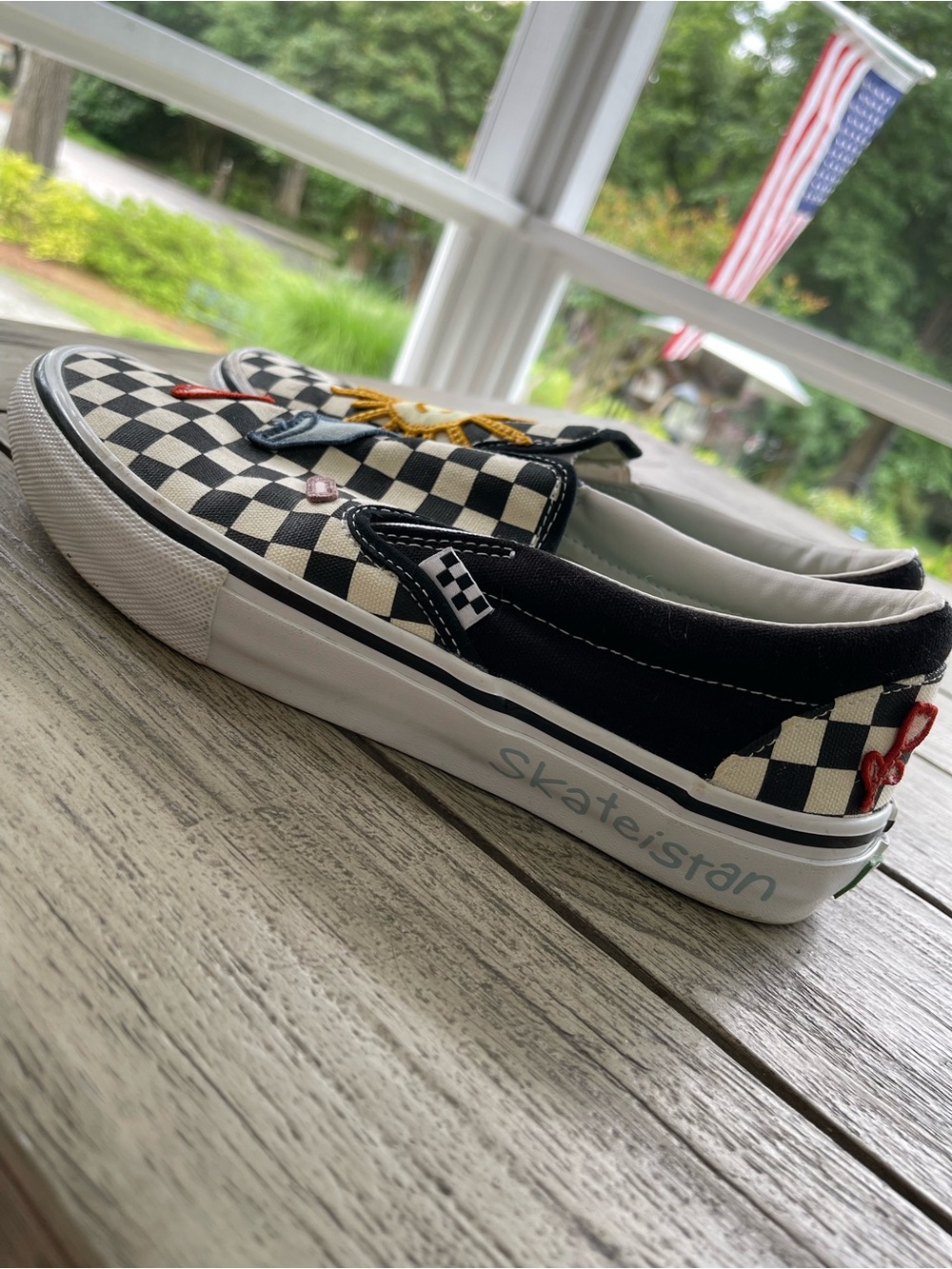 Vans Skateistan Checkerboard Patches Slip On PopCrush Sneakers Mens Size 9 - Picture 3 of 9